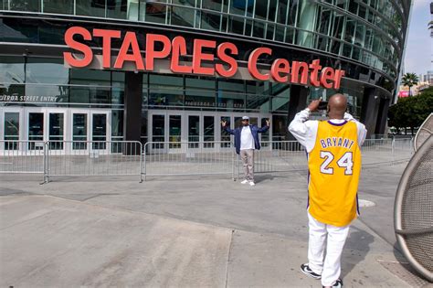 lakers store at staples center